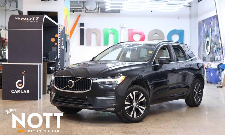 2022 VOLVO XC 60 B5 AWD Momentum | Blond Leather