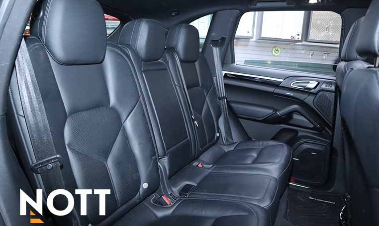 2016 PORSCHE Cayenne LOCAL | ONE OWNER