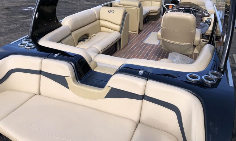 2015 SOUTH BAY 724 SPORT DLX Tritoon Boat 200HP Evinrude/24' Sport Tritoon Boat