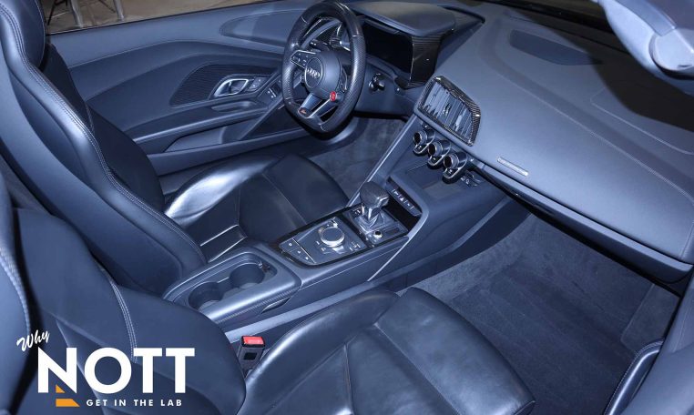 2017 AUDI R8 SPYDER V10 QUATTRO | 13-Speaker Bang & Olufsen Sound System