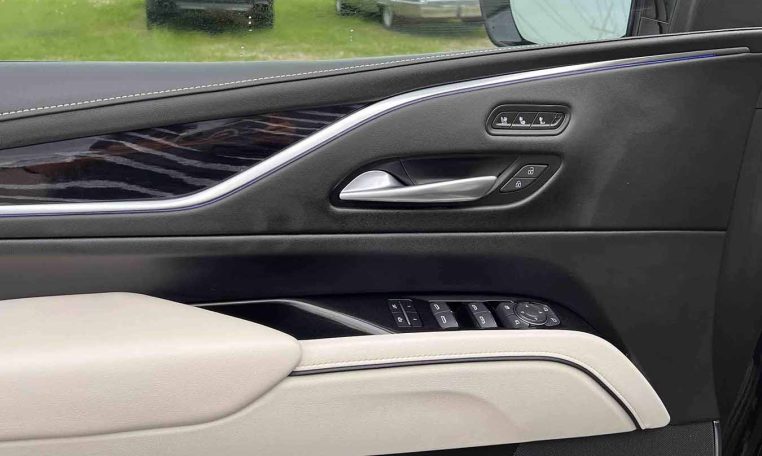 2022 CADILLAC ESCALADE Sport * APPOINTMENT ONLY* NO ACCIDENTS