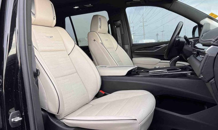 2022 CADILLAC ESCALADE Sport * APPOINTMENT ONLY* NO ACCIDENTS