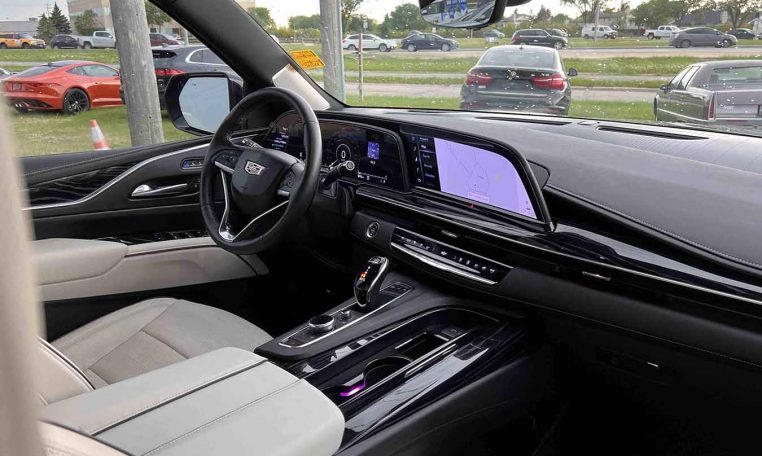 2022 CADILLAC ESCALADE Sport * APPOINTMENT ONLY* NO ACCIDENTS