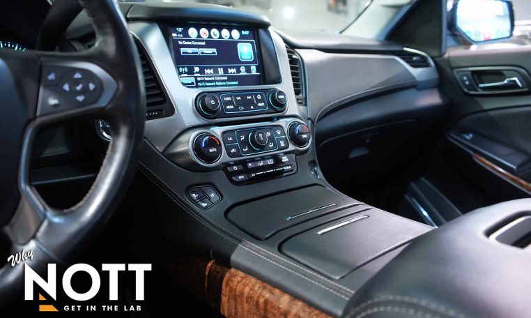 2020 CHEVROLET TAHOE Premier | Captain Seats | Rear Entertainment