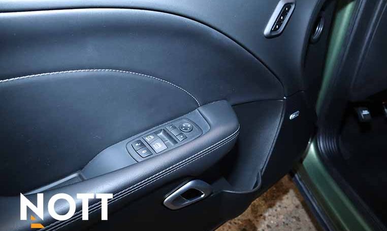 2023 DODGE Challenger SXT 2023 Dodge Challenger SXT / low KMs / No Accidents