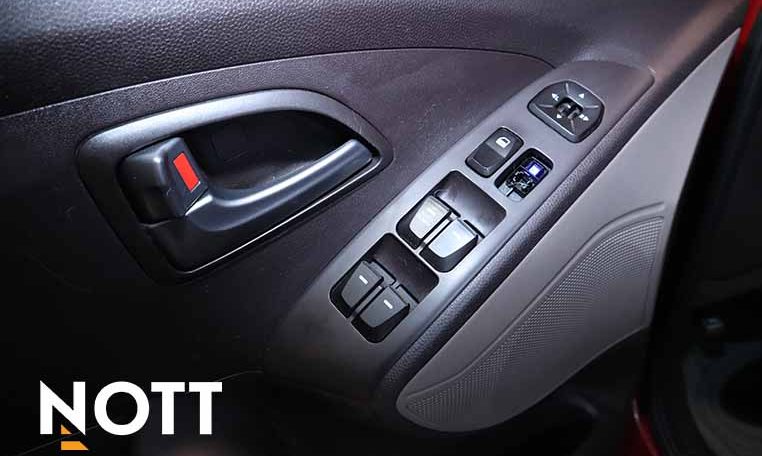 2014 HYUNDAI TUCSON GL 2014 Hyundai Tucson GL – One Owner | Super Low KM