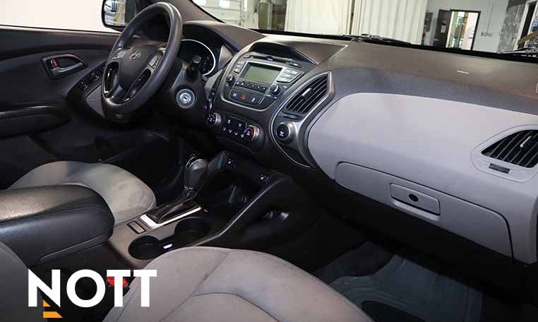 2014 HYUNDAI TUCSON GL 2014 Hyundai Tucson GL – One Owner | Super Low KM