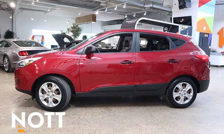 2014 HYUNDAI TUCSON GL 2014 Hyundai Tucson GL – One Owner | Super Low KM