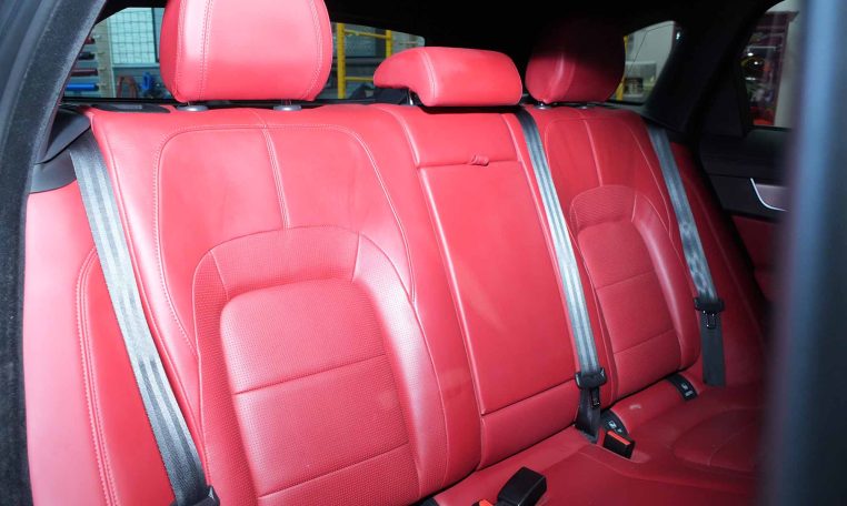 2021 JAGUAR F-Pace P400 R-DYNAMIC S | Meridian Sound | Apple CarPlay