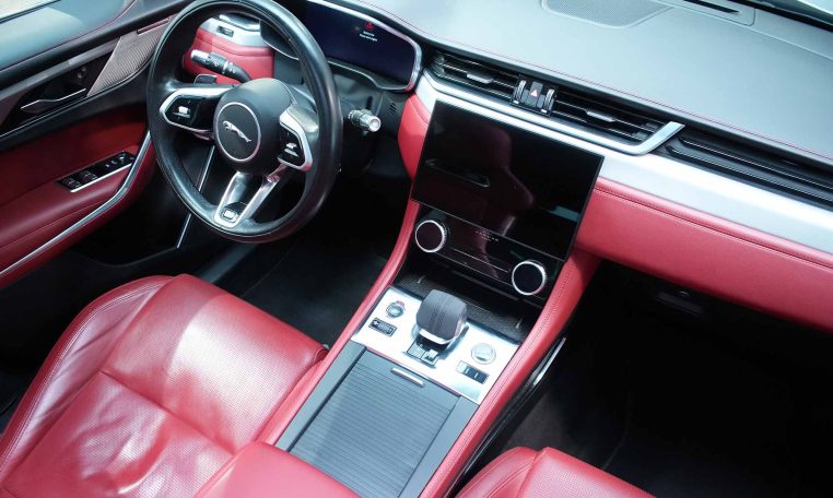 2021 JAGUAR F-Pace P400 R-DYNAMIC S | Meridian Sound | Apple CarPlay