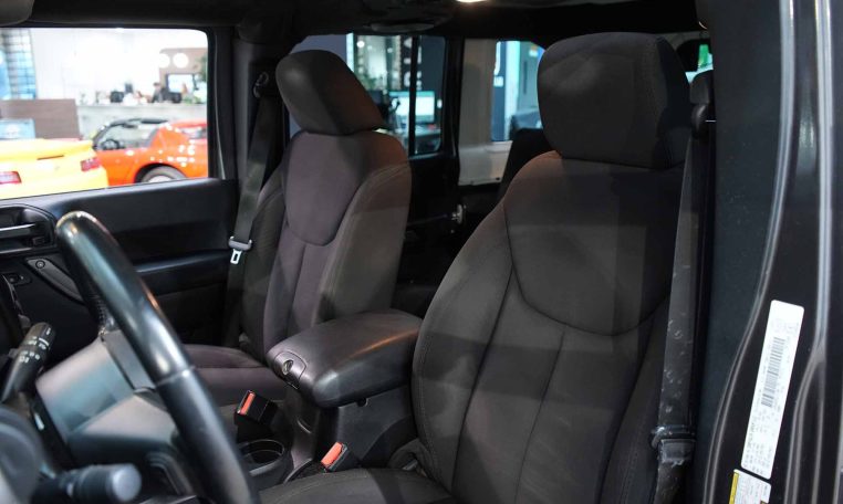 2014 JEEP WRANGLER  UNLIMITED SPORT | Automatic