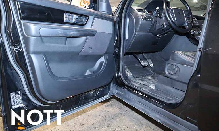 2013 LAND ROVER RANGE ROVER SPORT HSE | 2 Sets of Wheels