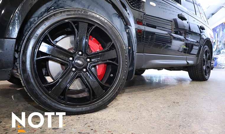 2013 LAND ROVER RANGE ROVER SPORT HSE | 2 Sets of Wheels