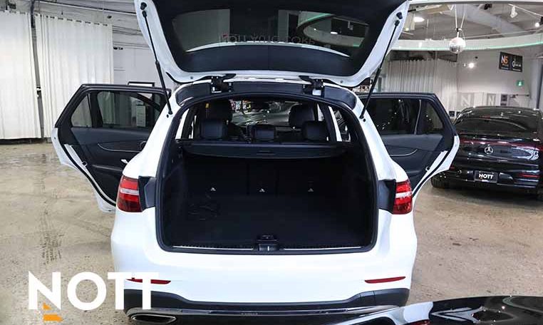 2019 MERCEDES-BENZ GLC 300 | No Accidents