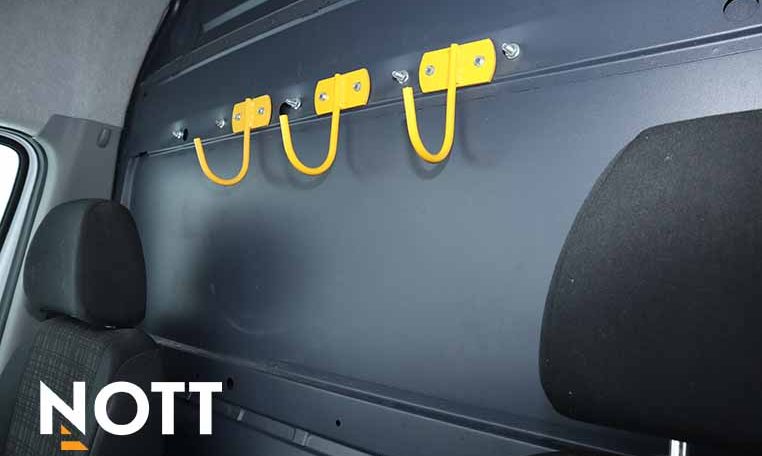 2014 MERCEDES-BENZ SPRINTER 2500 | $8000 IN SHELVING | MAINTENANCE PACKAGE | LOCAL | HEATED SEATS