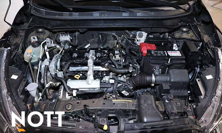 2024 NISSAN KICKS SR | 2 SETS OF WHEELS | LOCAL MB