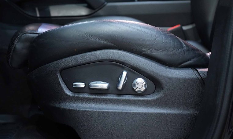 2020 PORSCHE Cayenne | All-Wheel Drive