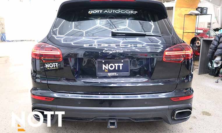 2016 PORSCHE Cayenne LOCAL | ONE OWNER