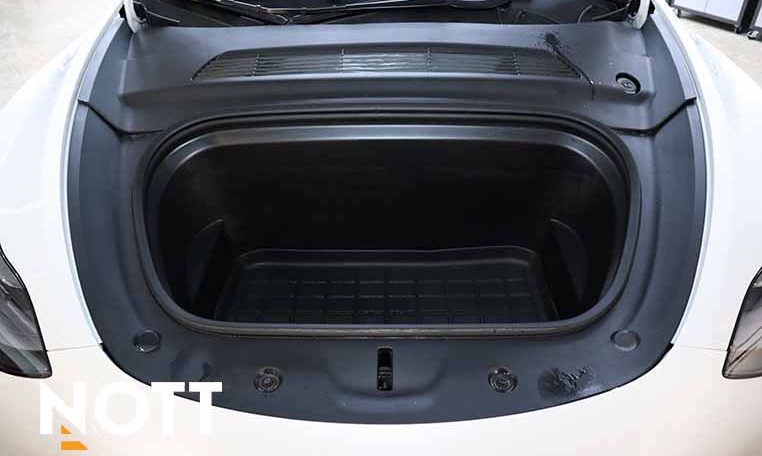 2023 TESLA MODEL Y  LONG RANGE