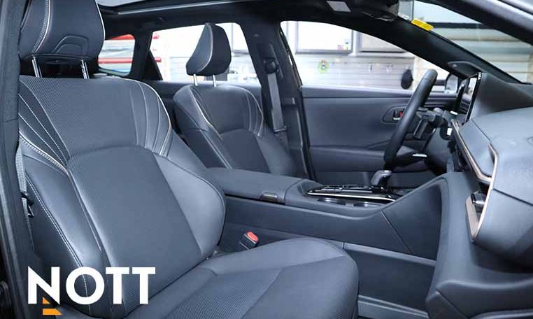 2025 TOYOTA CROWN SIGNIA LIMITED