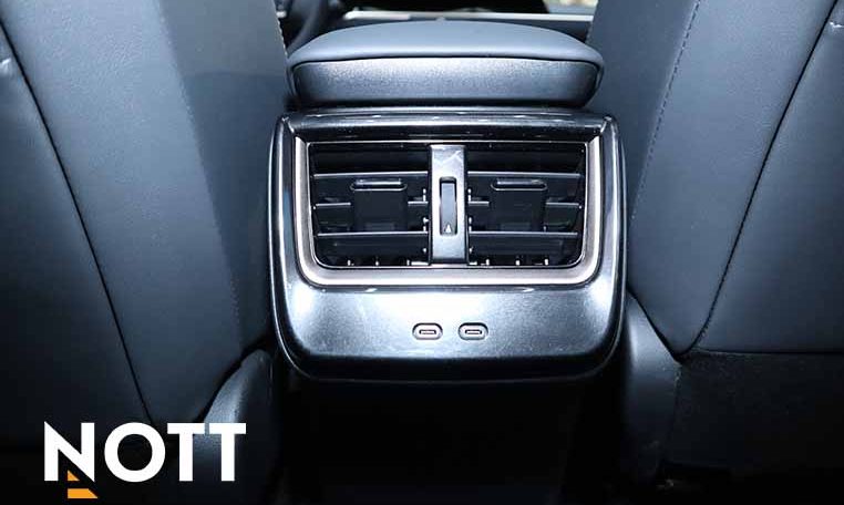 2025 TOYOTA CROWN SIGNIA LIMITED