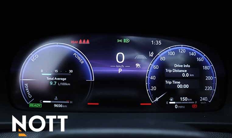 2025 TOYOTA CROWN SIGNIA LIMITED