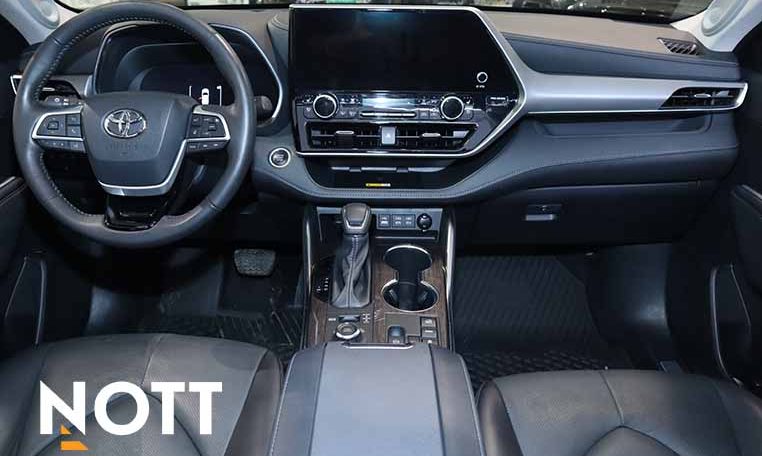 2024 TOYOTA HIGHLANDER LIMITED | No Accidents