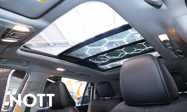 2024 TOYOTA HIGHLANDER LIMITED | No Accidents