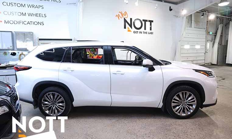 2024 TOYOTA HIGHLANDER LIMITED | No Accidents