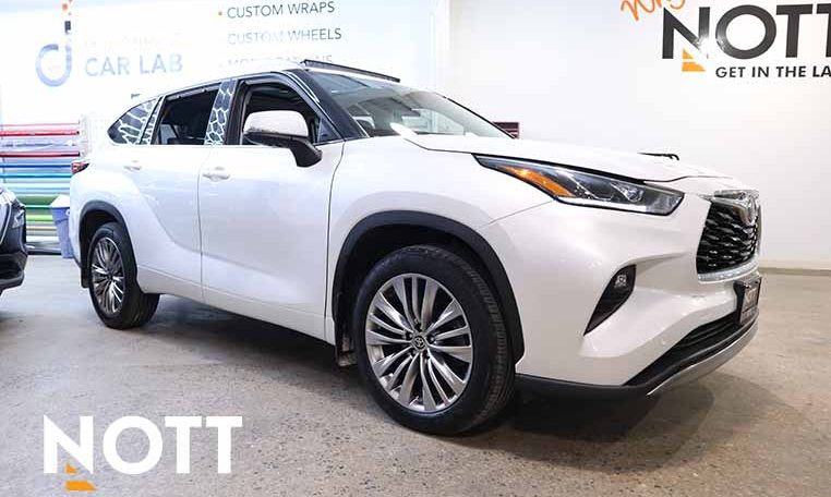 2024 TOYOTA HIGHLANDER LIMITED | No Accidents