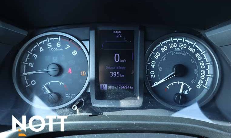 2017 TOYOTA TACOMA  DOUBLE CAB V6 LOCAL