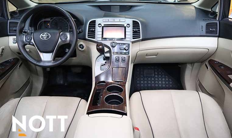 2016 TOYOTA Venza XLE | LOCAL | ONE-OWNER