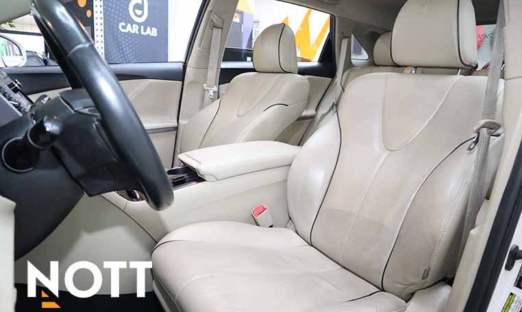 2016 TOYOTA Venza XLE | LOCAL | ONE-OWNER