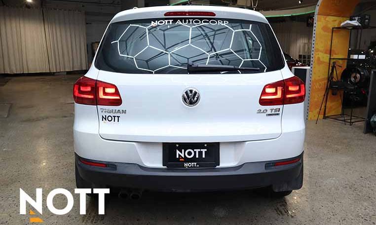 2015 VOLKSWAGEN TIGUAN LOW KM | ON WINTER TIRES