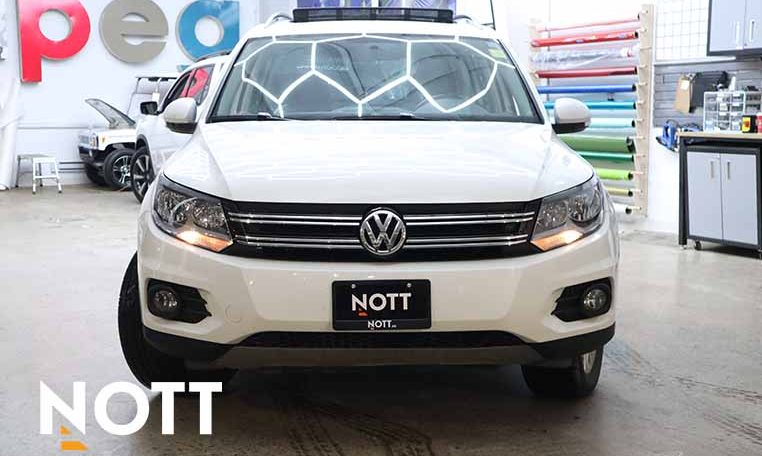 2015 VOLKSWAGEN TIGUAN LOW KM | ON WINTER TIRES