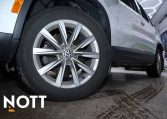 2015 VOLKSWAGEN TIGUAN LOW KM | ON WINTER TIRES