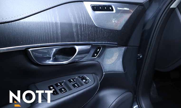 2020 VOLVO XC90 T6 Inscription | 7-Passenger