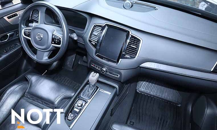 2020 VOLVO XC90 T6 Inscription | 7-Passenger