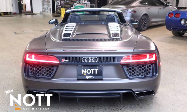 2017 AUDI R8 SPYDER V10 QUATTRO | 13-Speaker Bang & Olufsen Sound System