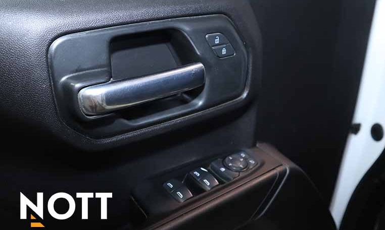 2023 CHEVROLET SILVERADO 1500 TRAIL BOSS CUSTOM NO ACCIDENTS - LOW KM'S