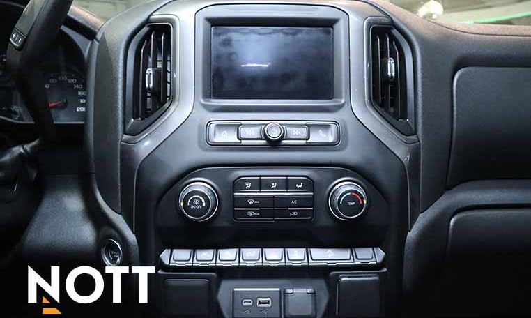 2023 CHEVROLET SILVERADO 1500 TRAIL BOSS CUSTOM NO ACCIDENTS - LOW KM'S