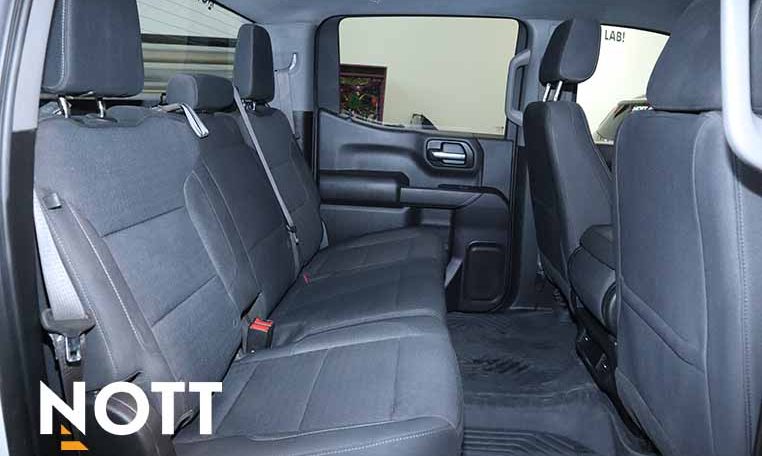 2023 CHEVROLET SILVERADO 1500 TRAIL BOSS CUSTOM NO ACCIDENTS - LOW KM'S