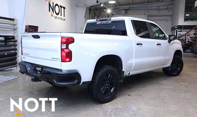 2023 CHEVROLET SILVERADO 1500 TRAIL BOSS CUSTOM NO ACCIDENTS - LOW KM'S