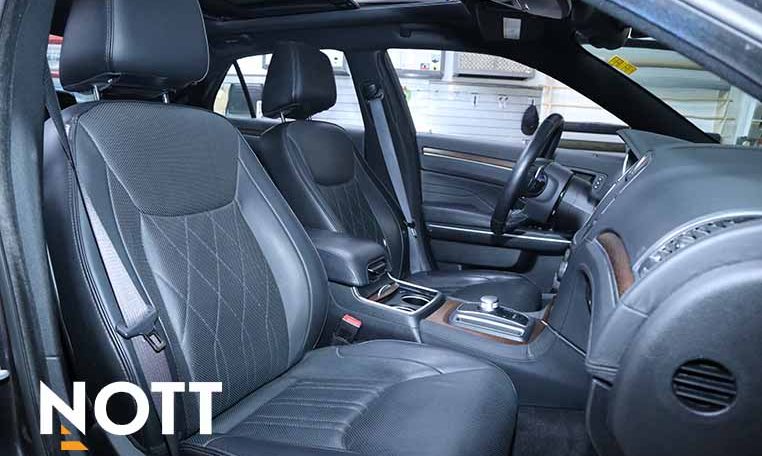 2015 CHRYSLER 300C PLATINUM