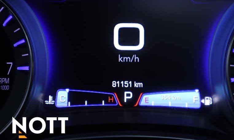 2015 CHRYSLER 300C PLATINUM