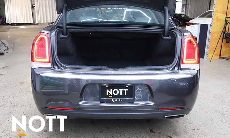 2015 CHRYSLER 300C PLATINUM