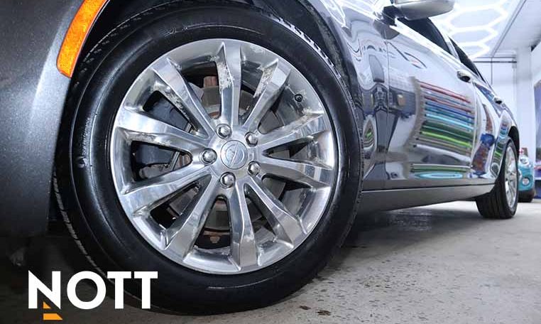 2015 CHRYSLER 300C PLATINUM