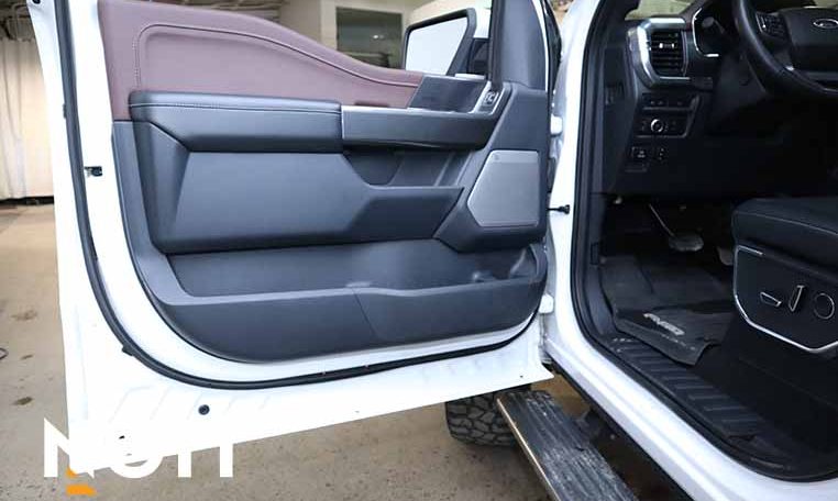 2022 FORD F150 LARIAT | 6" LIFT | 20" RIMS | 35" TIRES | ONE OWNER | POWERBOOST