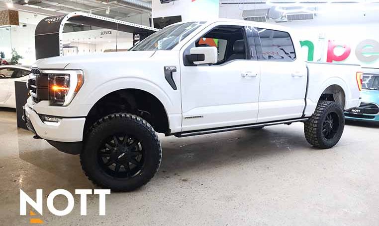 2022 FORD F150 LARIAT | 6" LIFT | 20" RIMS | 35" TIRES | ONE OWNER | POWERBOOST
