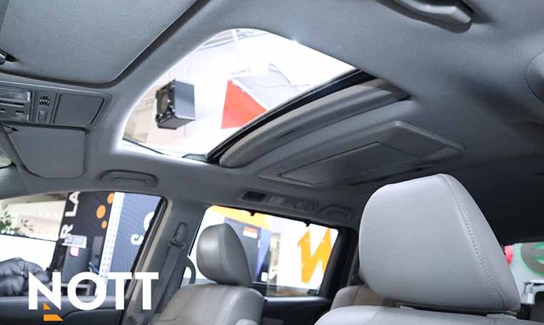 2016 HONDA ODYSSEY TOURING ONE OWNER | LOW KM | FAMILY VAN